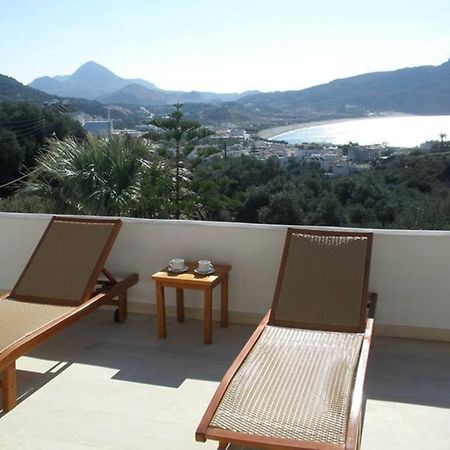 Olive Grove Apartment Плакиас Стая снимка
