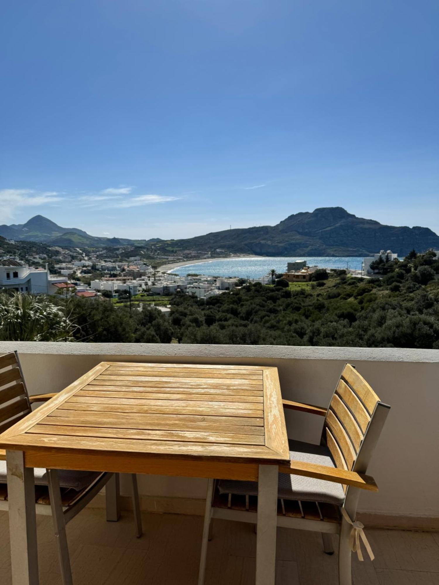 Olive Grove Apartment Плакиас Екстериор снимка