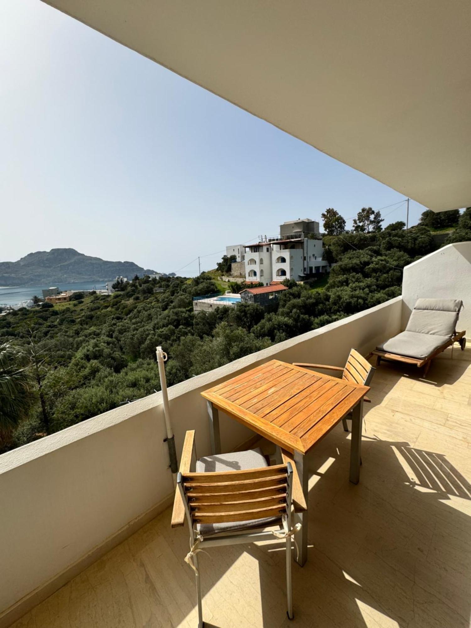 Olive Grove Apartment Плакиас Екстериор снимка