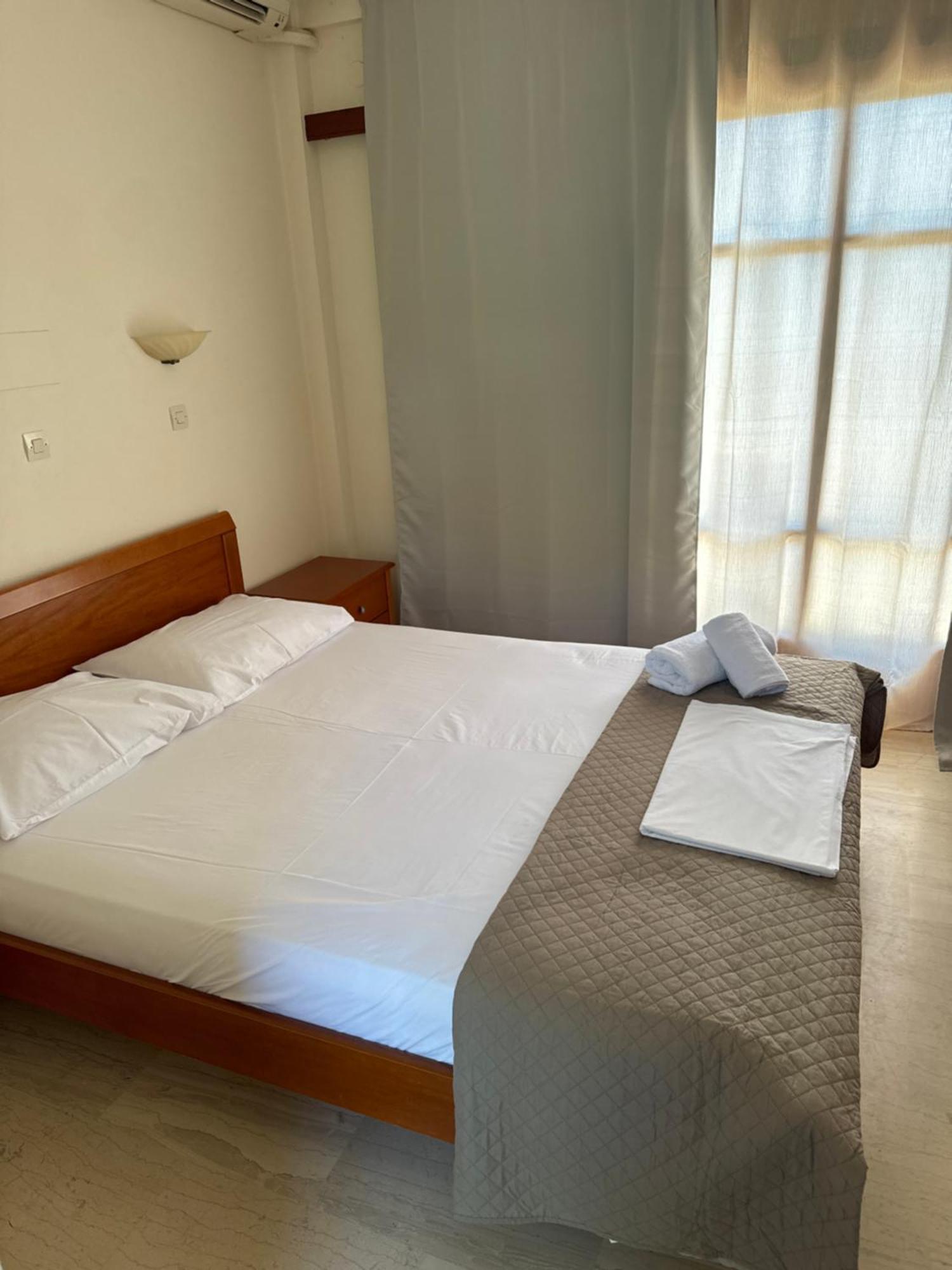 Olive Grove Apartment Плакиас Екстериор снимка