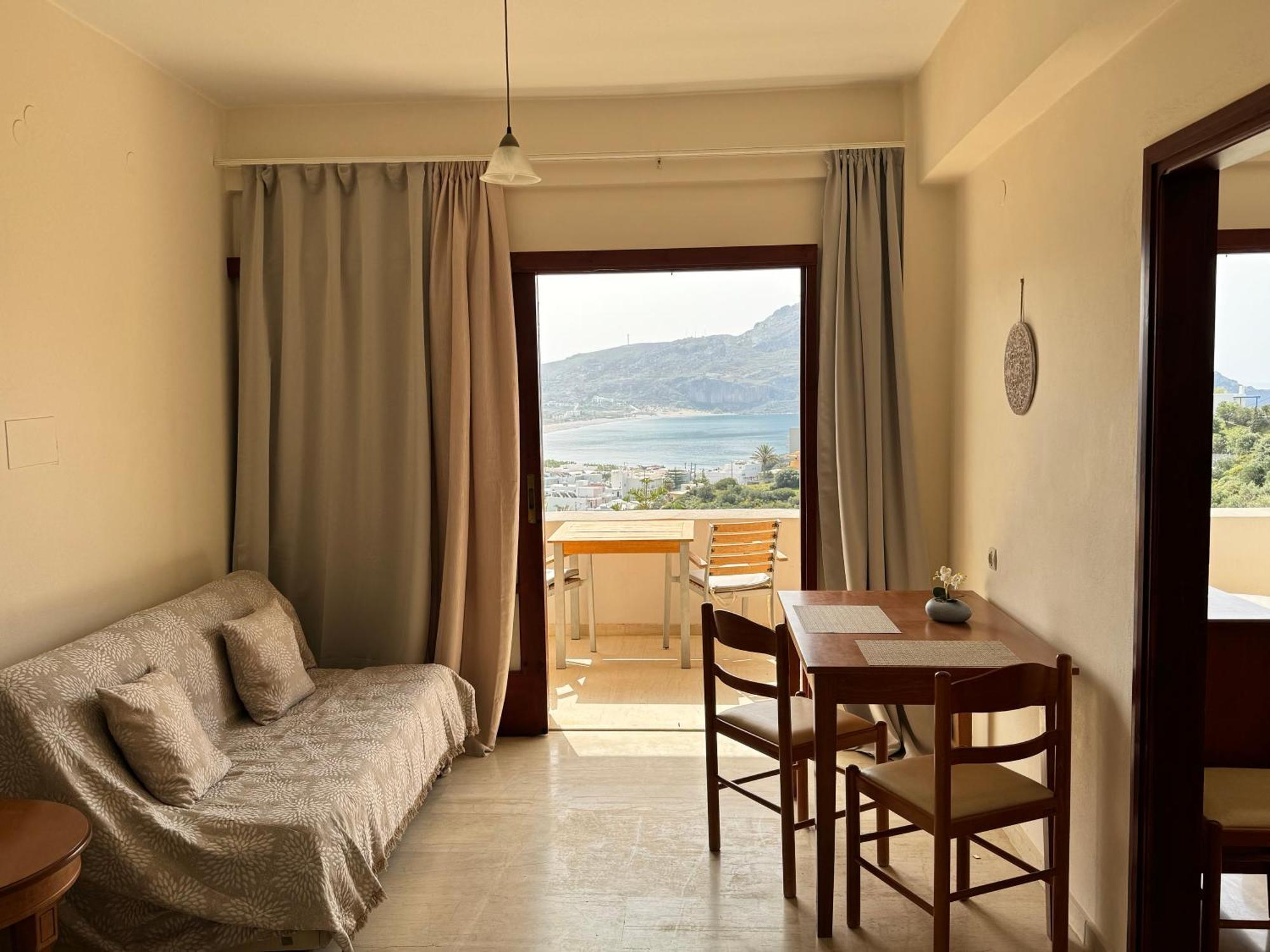 Olive Grove Apartment Плакиас Екстериор снимка