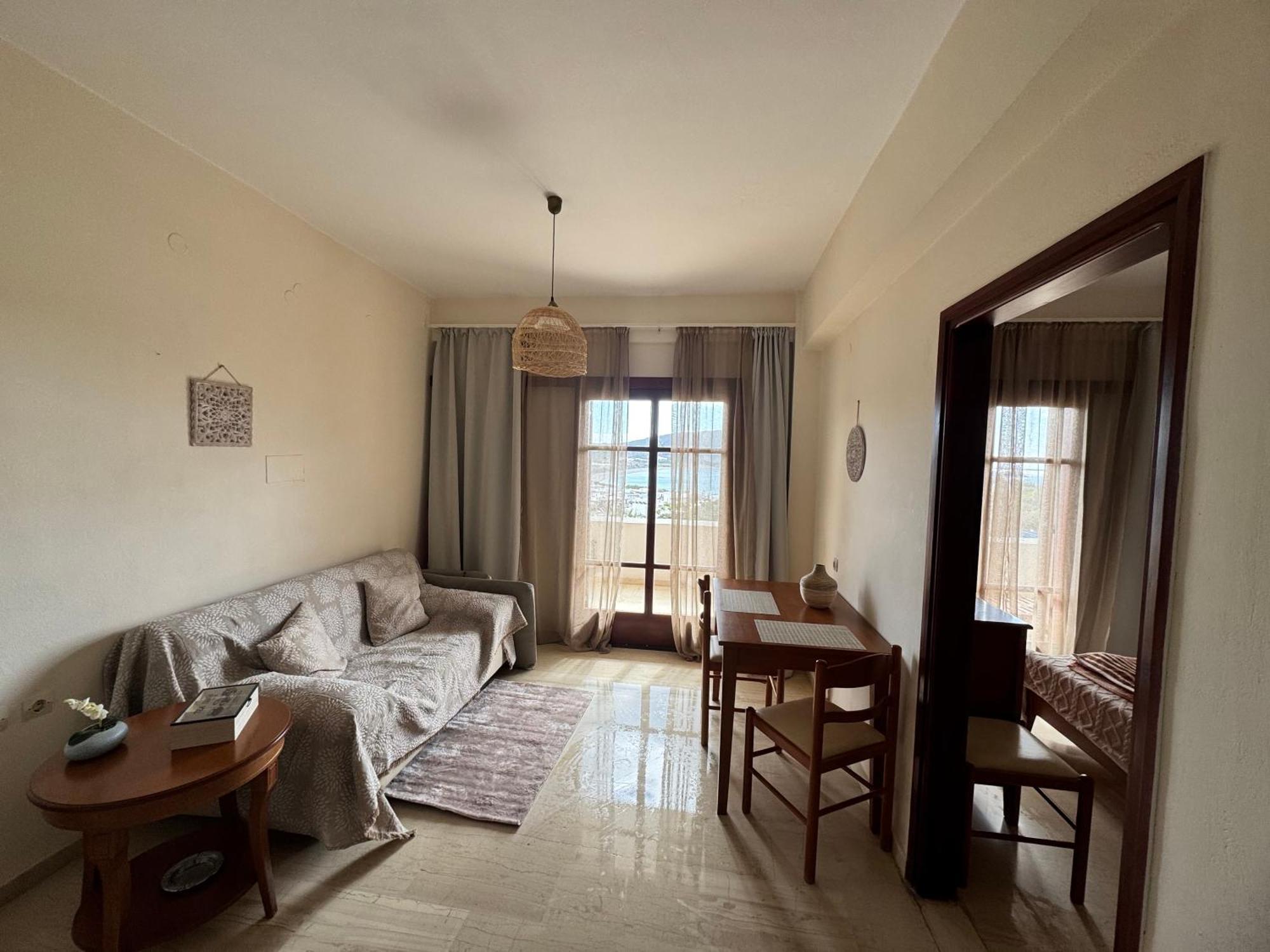 Olive Grove Apartment Плакиас Екстериор снимка