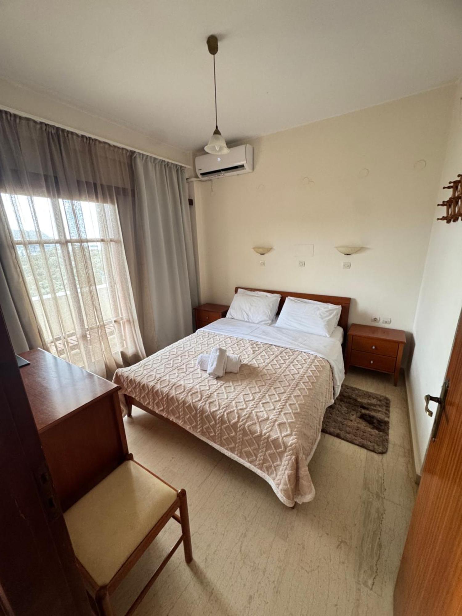 Olive Grove Apartment Плакиас Екстериор снимка