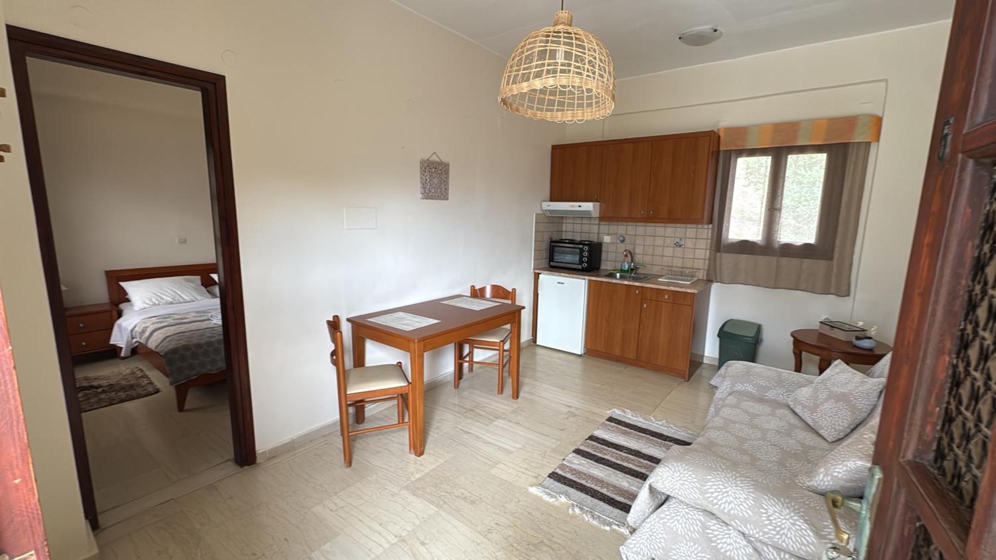 Olive Grove Apartment Плакиас Екстериор снимка